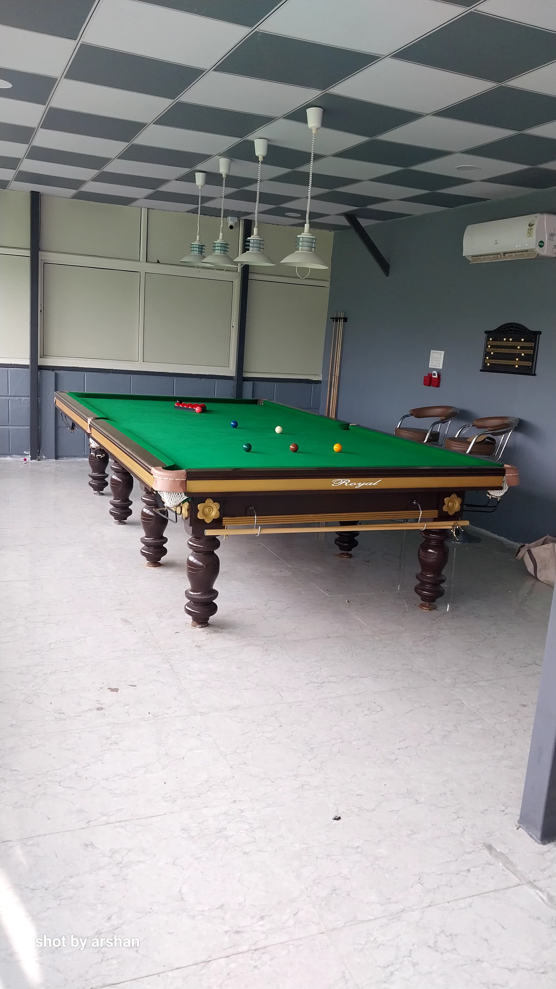 Supreme Pool Table