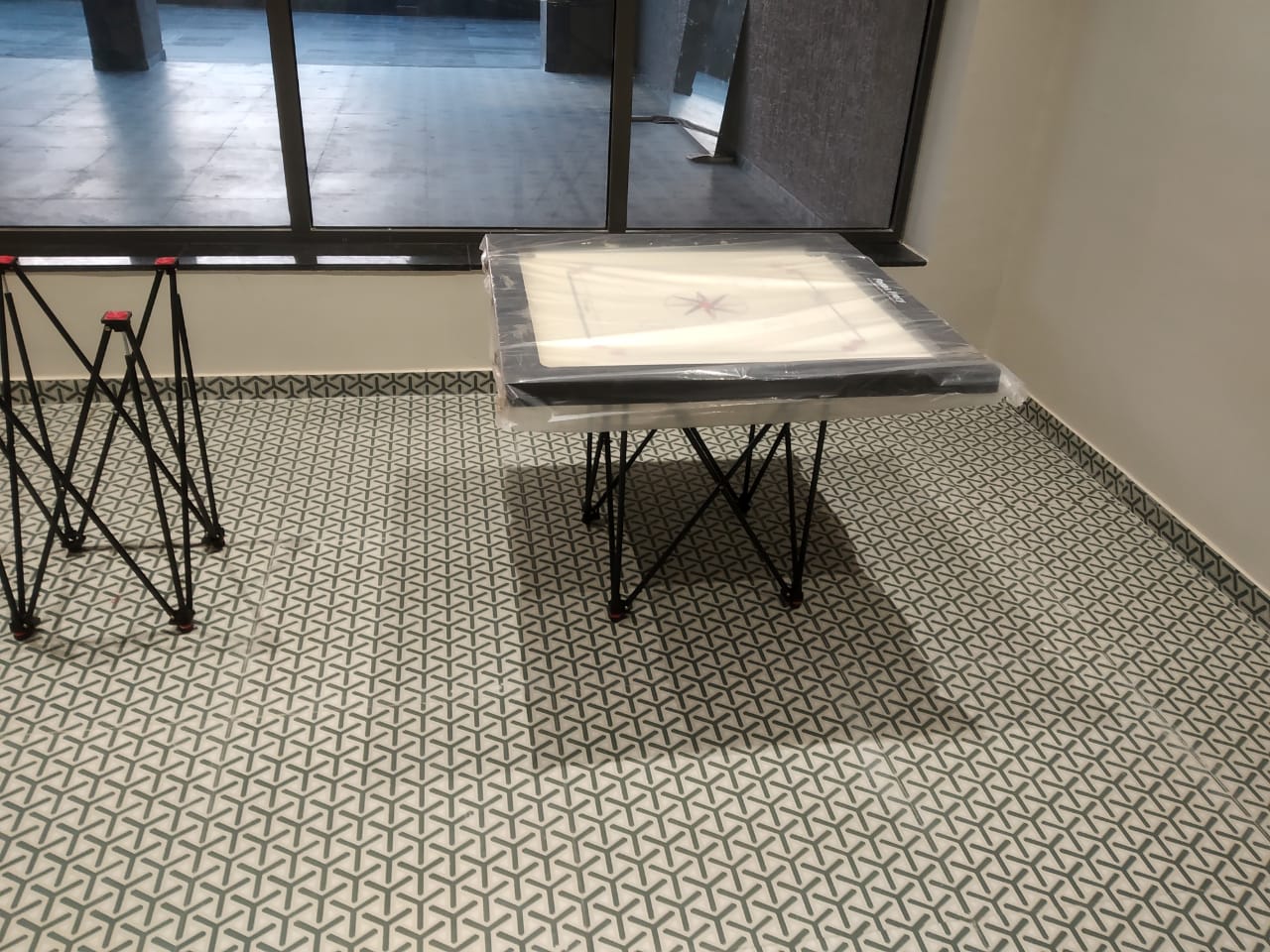 Super Deluxe Snooker Table