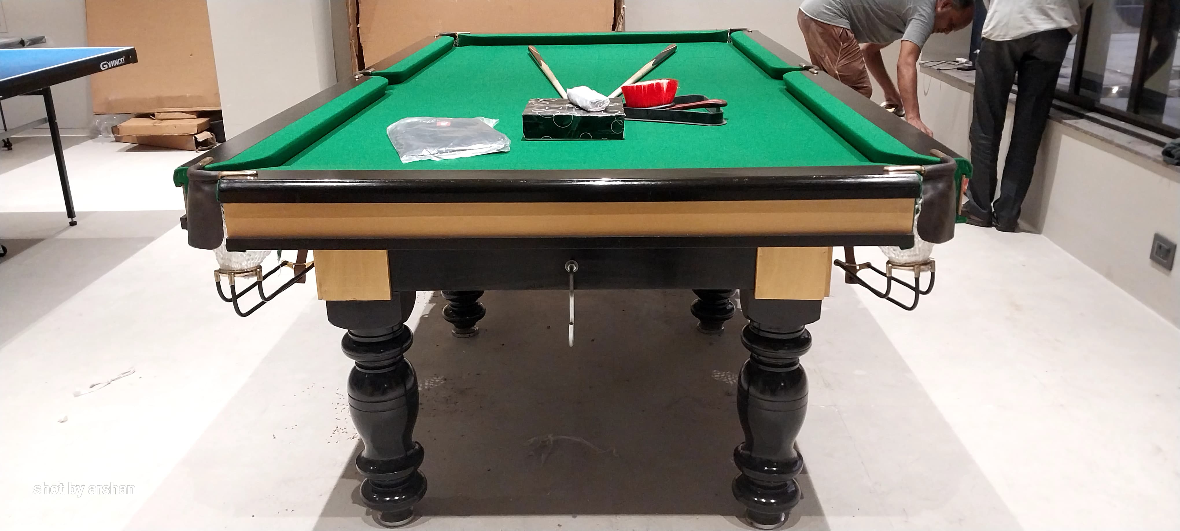 Supreme Snooker Table