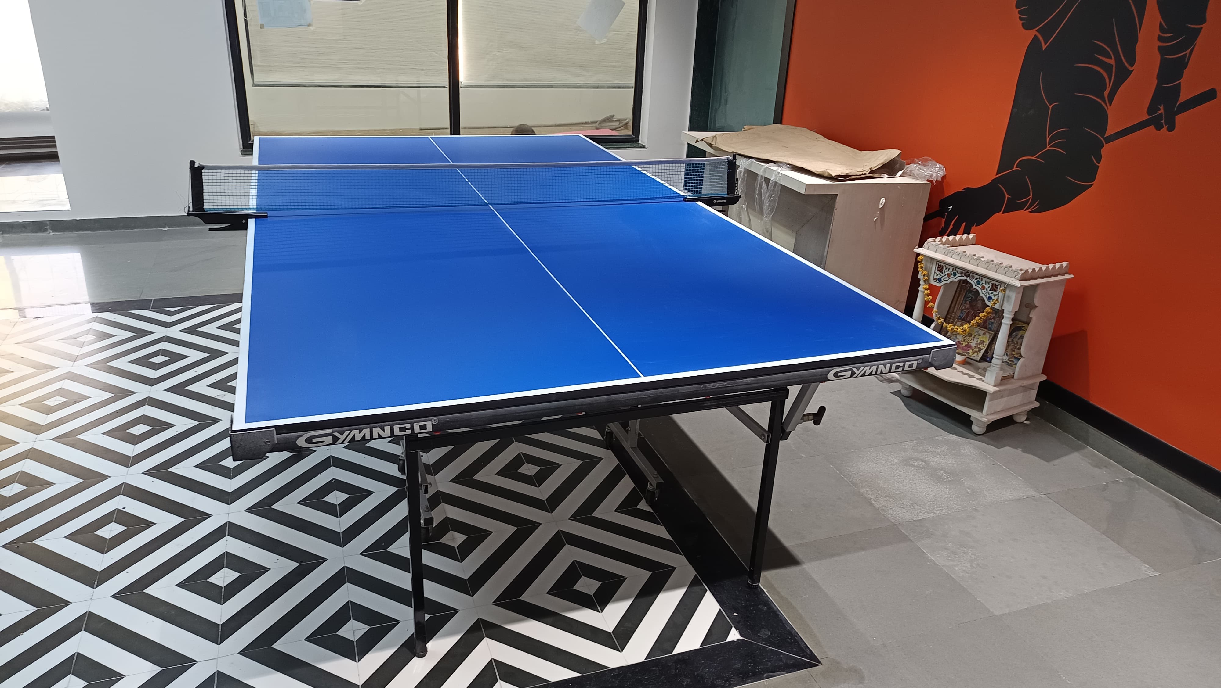 Super Deluxe Snooker Table