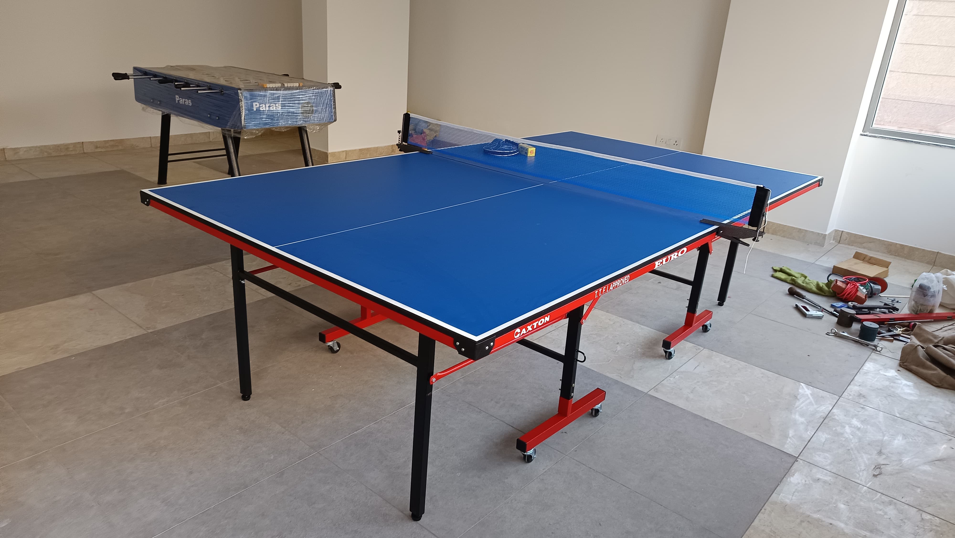 Super Deluxe Snooker Table